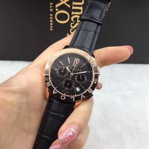 ブルガリ時計正面デザイン